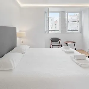 https://room-with-private-bathroom-alcantara.hotels-lisbon-portugal.com